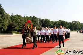 周末游韶山 精神受洗礼图片