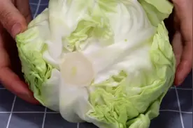可别小看了包菜，教你殿堂级做法，好吃又解馋，一大盘上桌不够吃图片