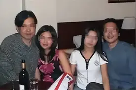 2013年江苏一桩因婚外情引发的荒唐闹剧图片
