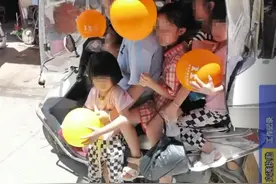 【百日行动】女子骑摩托车搭载五名小孩！别拿生命来开玩笑！图片