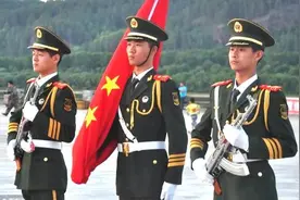 毛启国：武警湖北省内卫总队的前世今生图片
