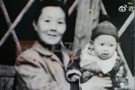 101岁患阿尔茨海默症妈妈去世儿子痛哭：当时好无助，想留住她图片