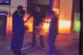 湖南长沙 女孩匿名送奶茶，感谢消防员曾经的帮助图片