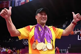 培养92位世界冠军的李永波，卸任后拒绝百万年薪，如今转种榴莲？图片