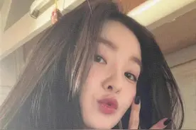 裴珠泫图片