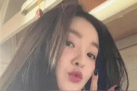 裴珠泫图片