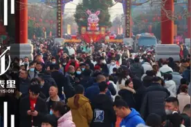 旅游过年的我：行走的羔羊，被关起来宰图片