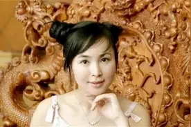 画家李壮平：让女儿当人体模特，要求她6年不恋爱，遭到众人指责图片