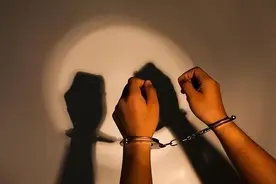 浙江22岁男子，强奸房东女儿并拍下视频，事后还用视频进行威胁图片