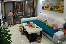 老人洗完澡穿短裤在客厅走动，惹怒儿媳妇，不像话，发网曝光图片