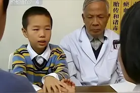 上海10岁天才神医坐诊看病，10秒就能判病症，老中医：他华佗转世图片