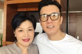 李咏的妻子哈文：丈夫去世后，定期给公婆生活费，坚持不改嫁图片