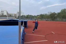 冲上热搜！杭州初中生卢欣怡跳高达国家二级运动员水平图片