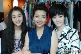 年轻是性感尤物，中年成“壮实大妈”，郝蕾身材被低估，袁立绝了图片