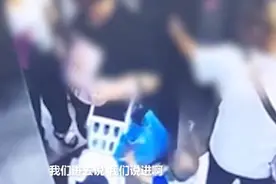 济南现“梯霸”殴打邻居霸占电梯，还自称是黑社会 律师：这就是典型的寻衅滋事！图片