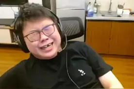 DOTA2：查理斯爆料皮鞋杨初中没毕业？后者表示我是中专学历图片