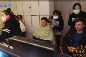 【大权探班云南春晚】勐巴娜西乐团在线推荐家乡美食！图片