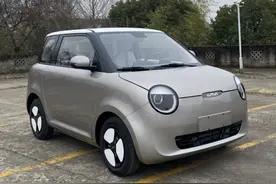 新车 | 宏光MINIEV新对手！长安“糯玉米”曝光，造型设计很萌图片