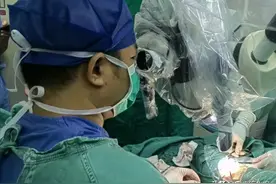 糖尿病患者下肢“麻、凉、痛”，周围神经显微减压术解难题！图片