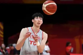 周琦加盟川军打全运会图片