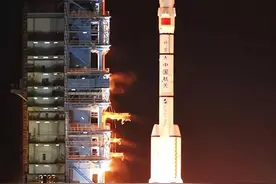 气愤！神舟十八升空，一群小丑竟按耐不住了，纷纷叫嚣：关我啥事图片