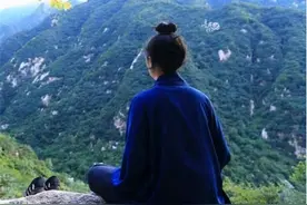 终南山隐居姑娘，还没有修道成仙，却败在了山上的房租上图片