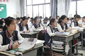 奇葩班主任的一次发飙，不料却殃及池鱼图片