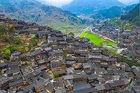 贵州多个景区发布温馨提示……图片