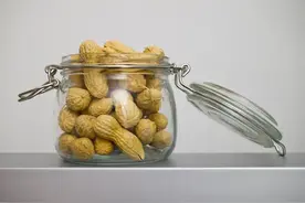 吃花生，能养生？研究发现：花生让血管更健康，怎么吃才正确？图片