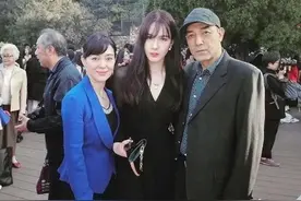 被王治郅追上，新疆男篮主帅阿的江待遇如何？军衔亮眼，收入感人图片