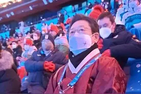韩国“三明治”理论是什么理论？错误认为中国想要赶超韩国图片