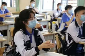 初中一年级做好2件事，初三顺利考上重点高中，小升初家长要知道图片