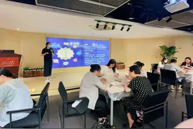 太阳能小飞机怎么做？这个课堂来看看~图片