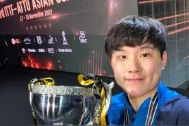 19岁张本智和夺冠，一点进步明显，值得男乒小将学习图片