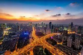 广东GDP超过12万亿，若跟国家相比，它排在全球第几位？图片