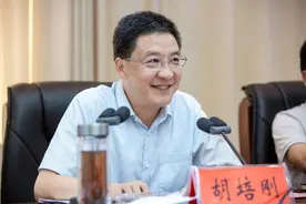 商城县召开2022年空军飞行员及优秀大学新生座谈会图片