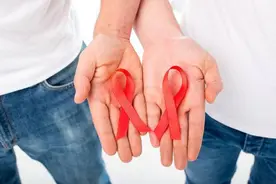 HIV病毒会从尿道口进入人体？医生：不会，它的传染途径主要有3种图片