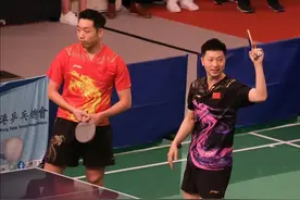奥运冠军访港霍家奖金条？郭晶晶笑了，促成访问的是她公公霍震霆图片