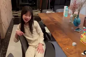 小S为小女儿庆10岁生日，晒母女斗嘴日常太搞笑，许老三颜值逆袭图片