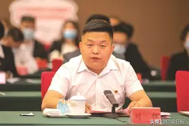 书写新时代的雷锋故事——记第21届“山西青年五四奖章”荣获者刘辉图片
