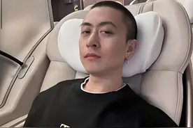 坐3.6亿私人飞机，给网红天价抚养费，“沪上皇”秦奋到底啥来头图片