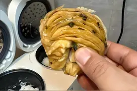 “千元白茶被母亲煮了茶叶蛋”一事，暴露多少父母的无意义节约！图片