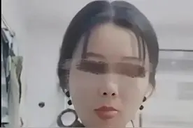 59秒不雅视频流出后，美女老板娘火出了圈，网友：她有廉耻吗？图片