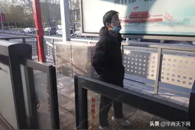 今年找工作，也太卷了图片