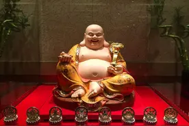 东方的弥勒佛和西方的弥赛亚是同一个人吗？图片