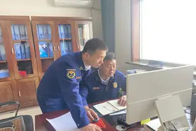 石嘴山市消防救援支队深入基层队站开展火调业务指导工作图片