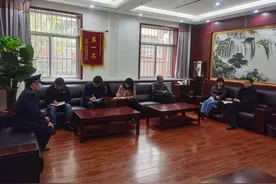 守护舌尖安全 强化应急处置——临渭区育红小学食品安全应急演练图片