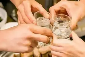 酒局上，什么样的人算“明白人”图片