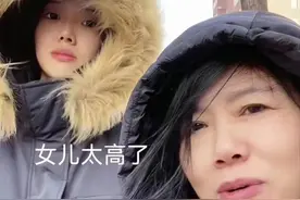 女孩身高1米8貌美如花，妈妈天天犯愁：白长这么漂亮，没男生敢追图片