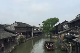 一个闷声发大财的人，会主动做好这四件事图片